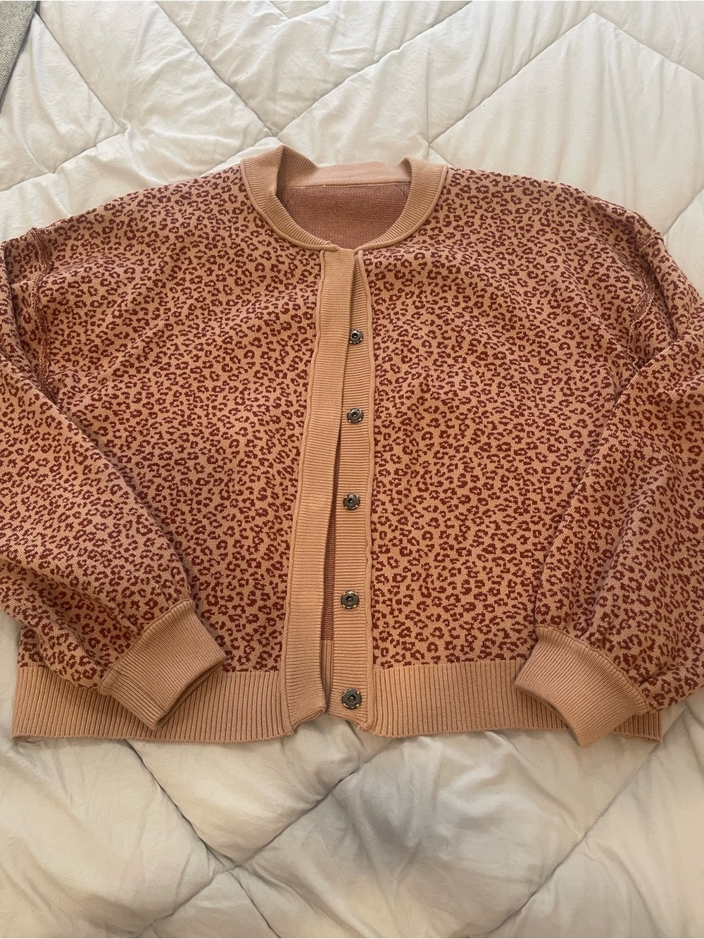 Leopard Print Knit Cardigan in Peach and Rust